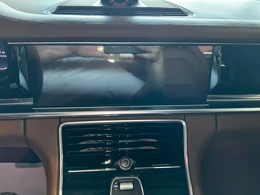 Porsche Panamera — миниатюра 11