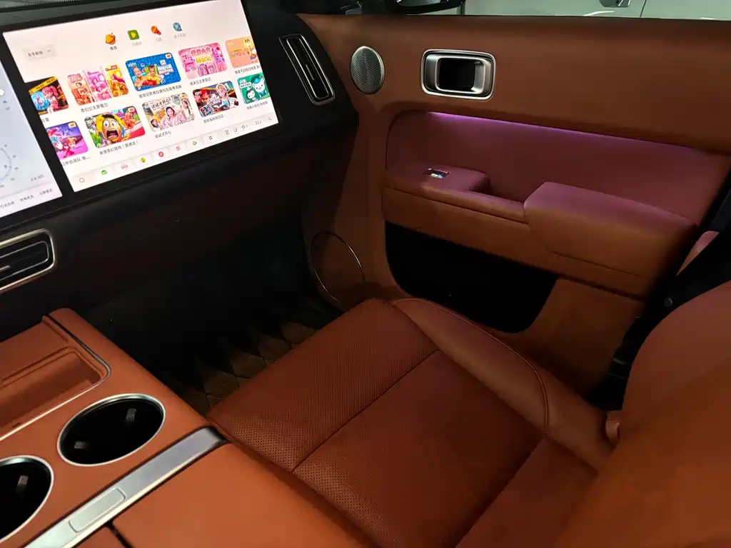 Li Auto Li L8 — миниатюра 7