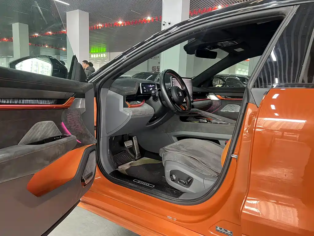 ZEEKR EXTREME KRYPTON 001