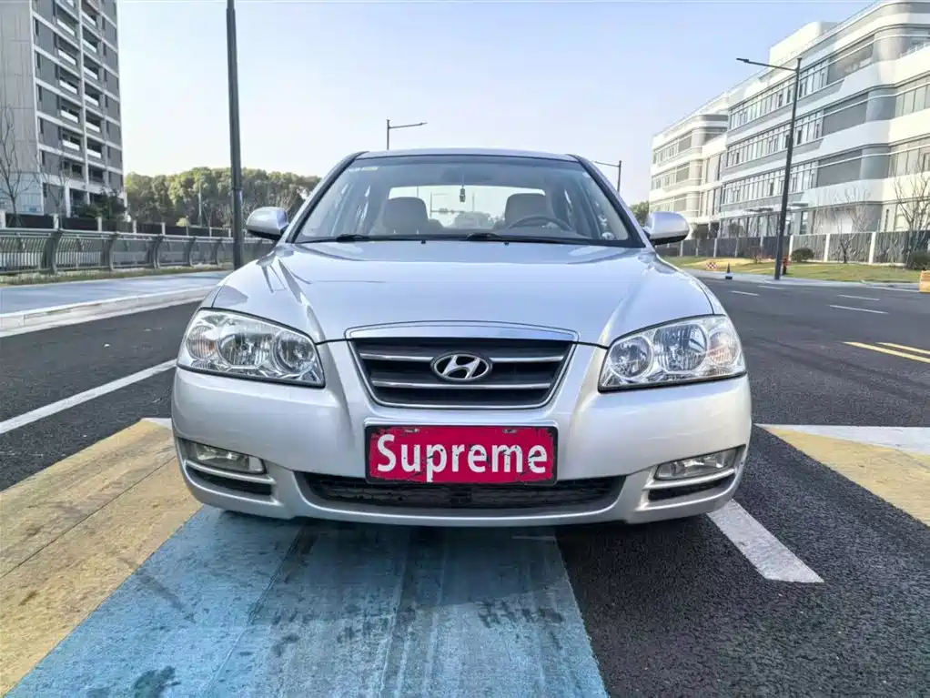 Hyundai Elantra 2008 1.6L MT Luxury