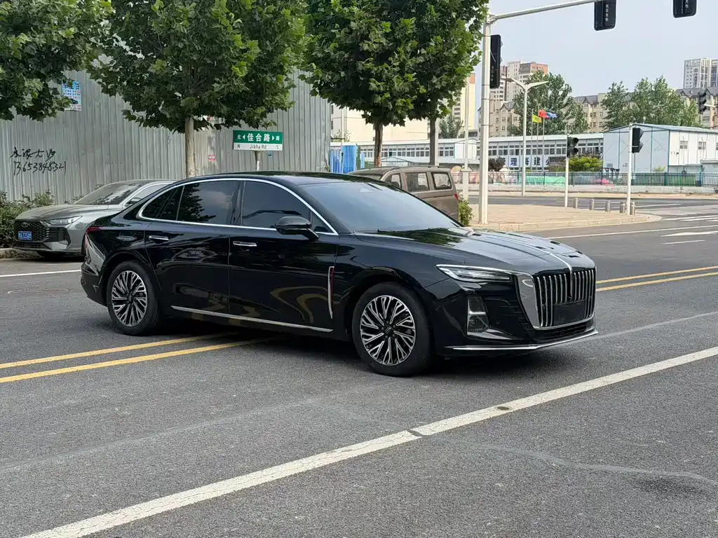 Hongqi Hongqi H5 — миниатюра 3