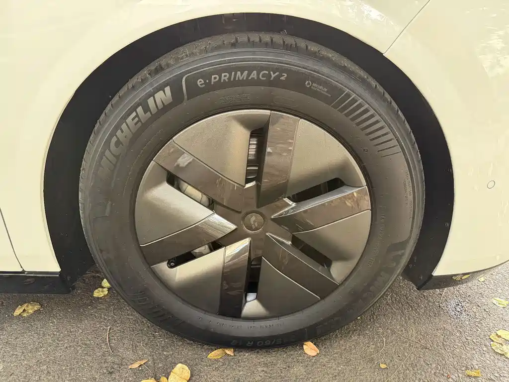 Li Auto Li MEGA — миниатюра 7