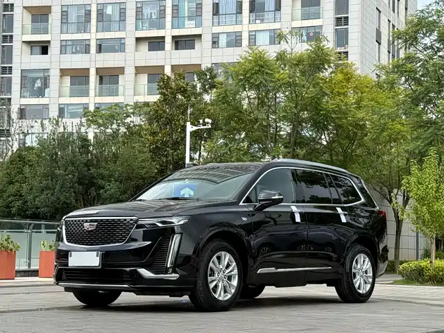 Cadillac XT6