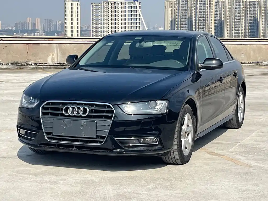 Audi A4L 2014