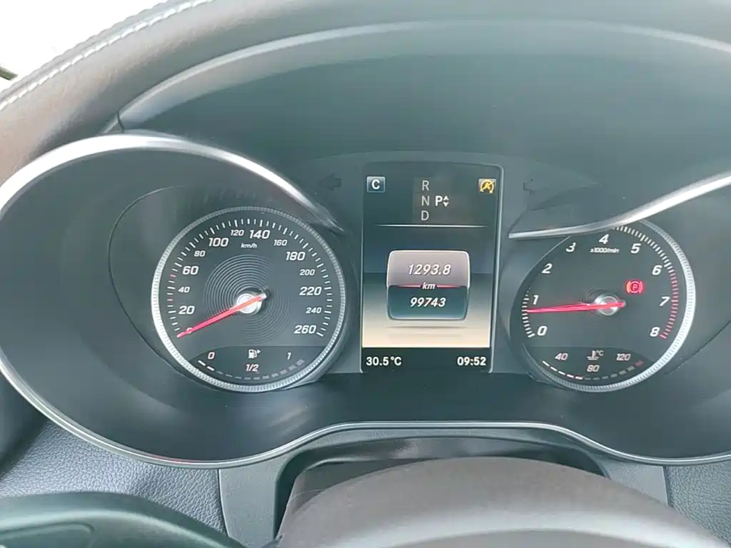 Mercedes-Benz GLC — миниатюра 12