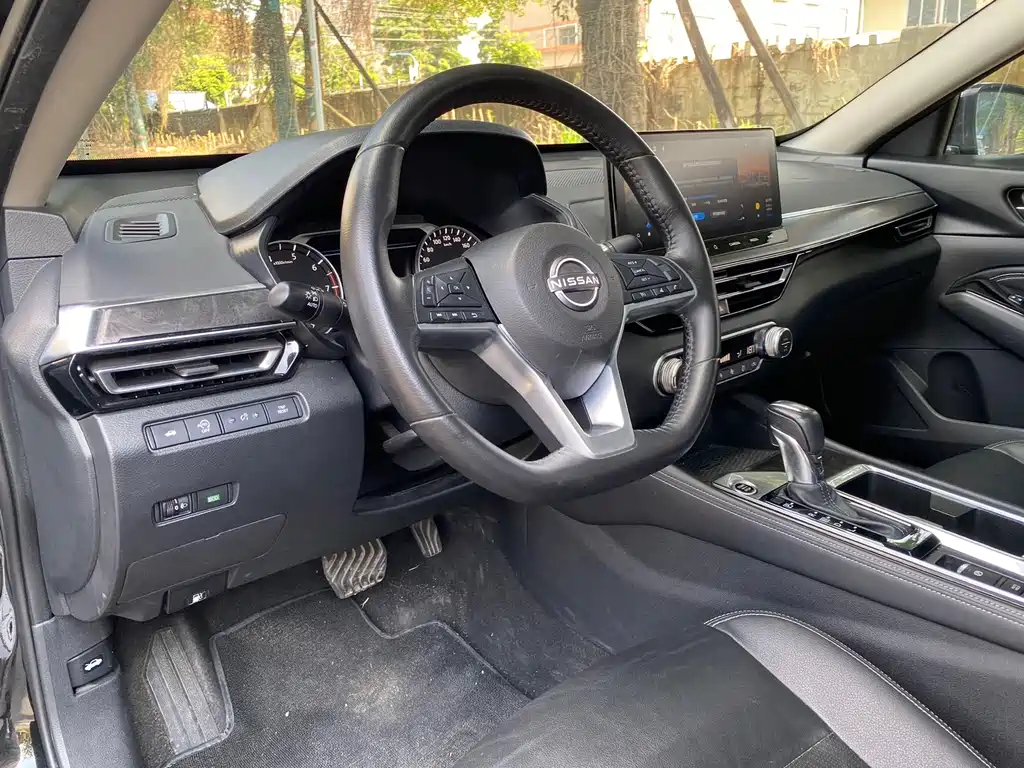 Nissan Teana — миниатюра 10