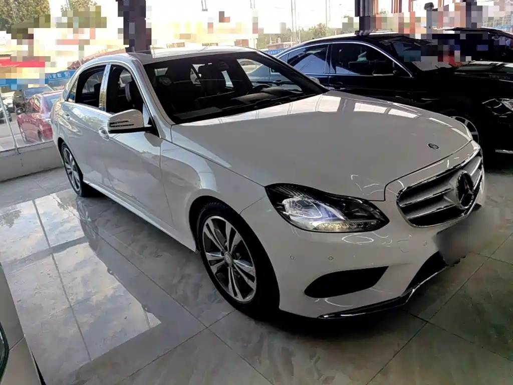 Mercedes-Benz E-Class — миниатюра 4