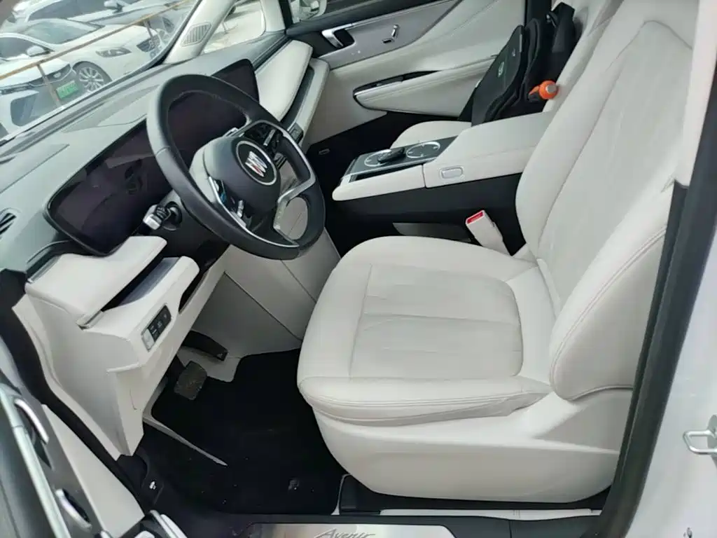 Buick GL8 Hybrid — миниатюра 15