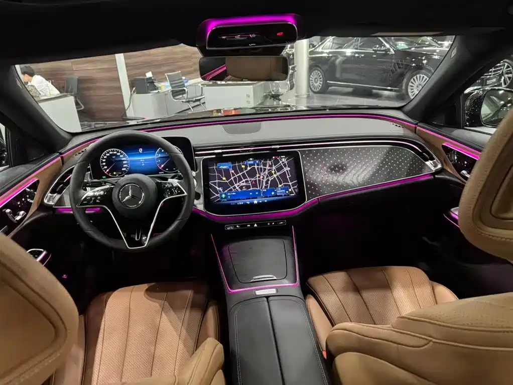 Mercedes-Benz E-Class (Import) — миниатюра 17
