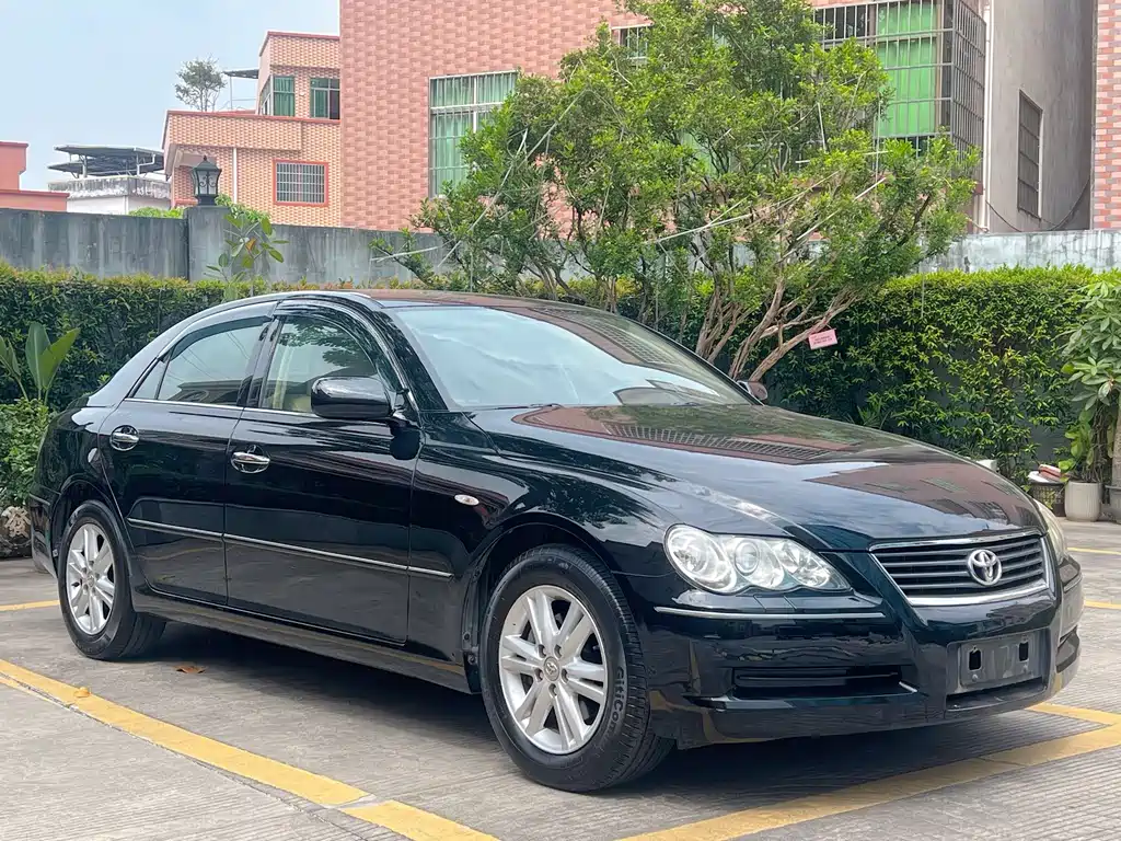 Toyota Reiz — миниатюра 3