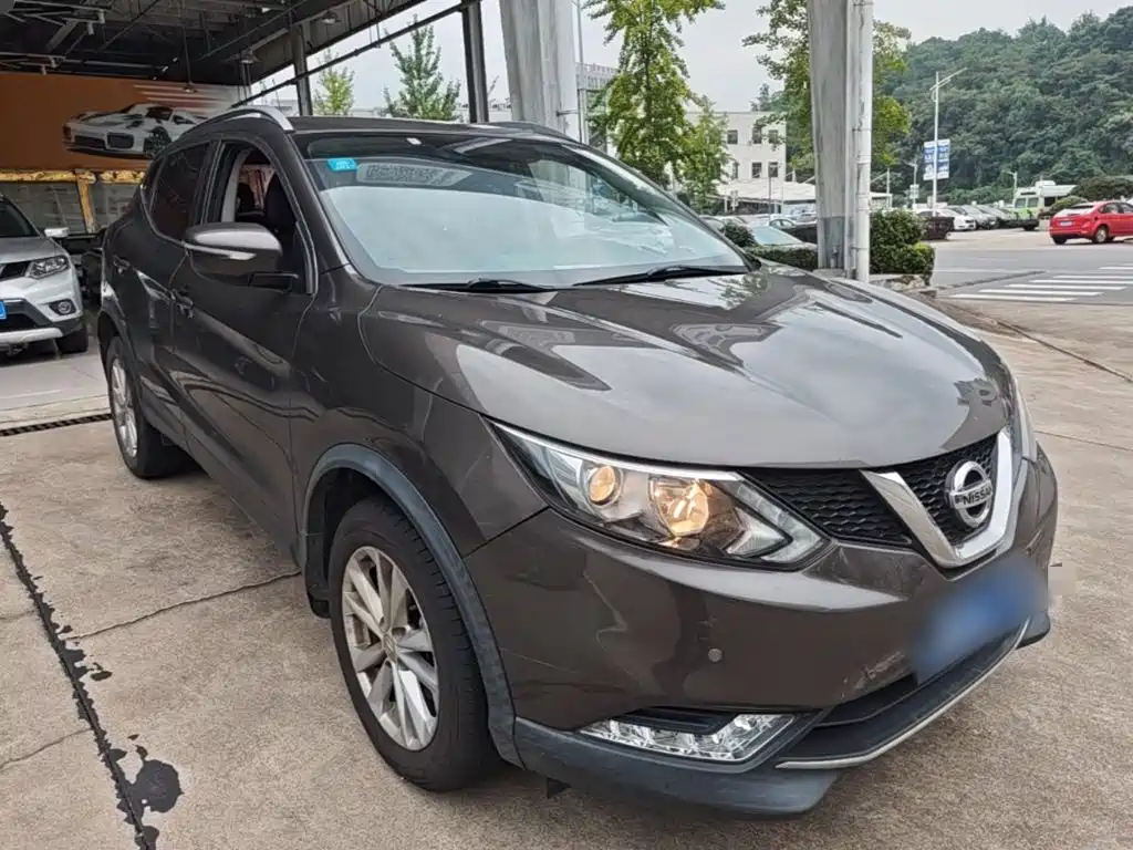 Nissan Qashqai — миниатюра 4