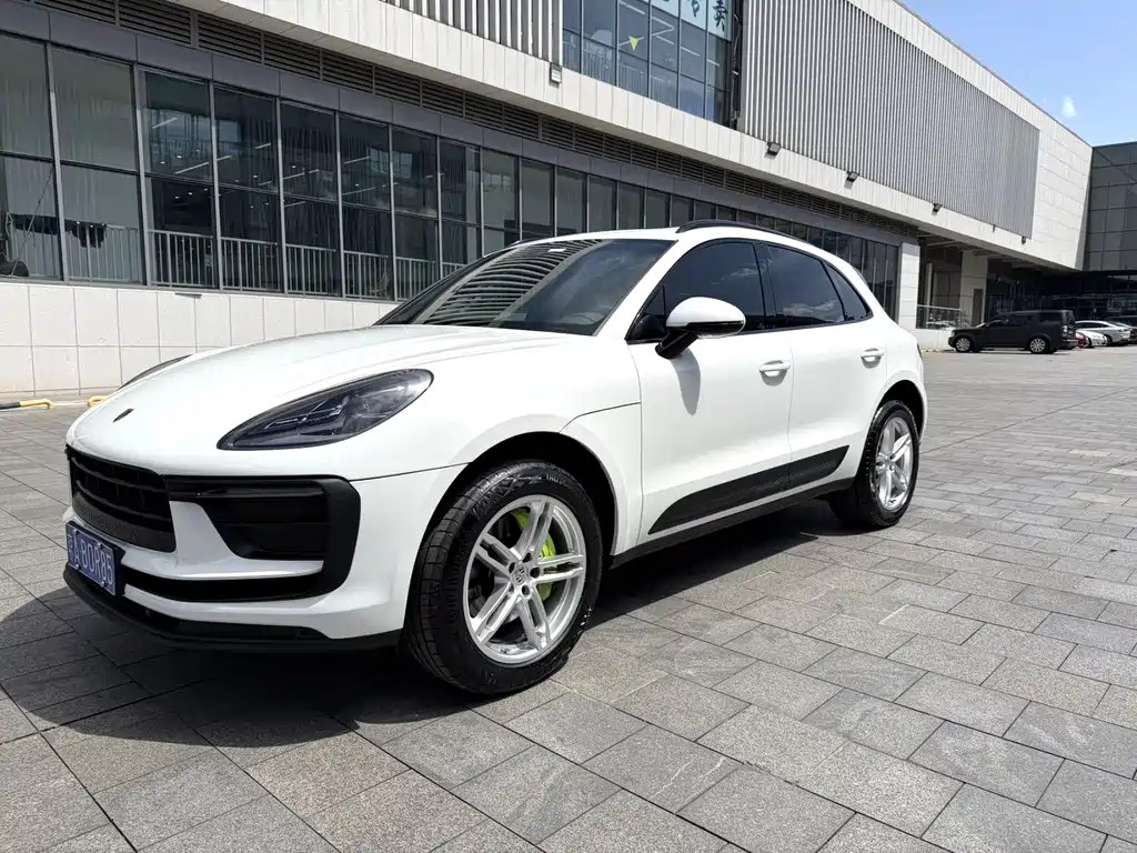 Porsche Macan 2022