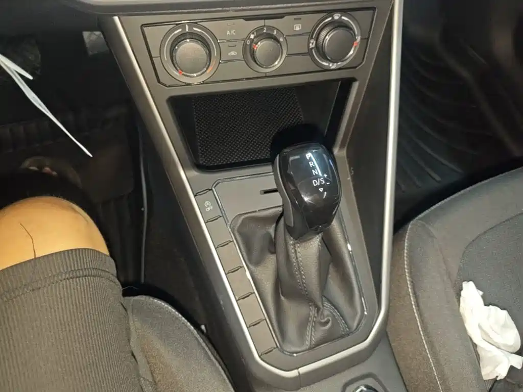 Volkswagen Polo — миниатюра 14