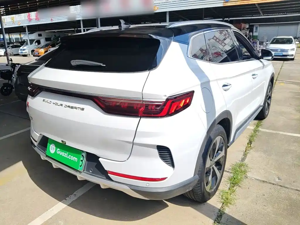 BYD PLUS New Energy — миниатюра 7