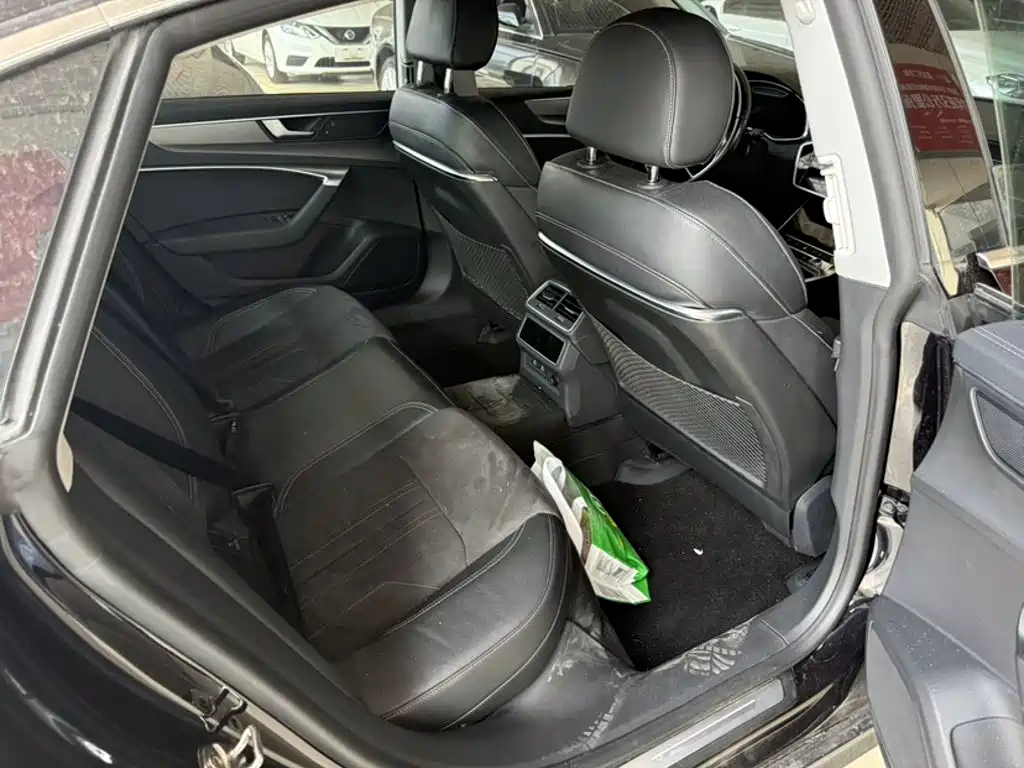Audi A7L — миниатюра 4