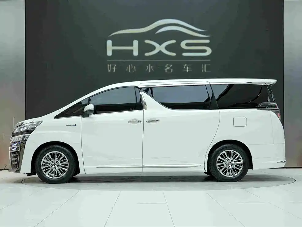Toyota Vellfire — миниатюра 3