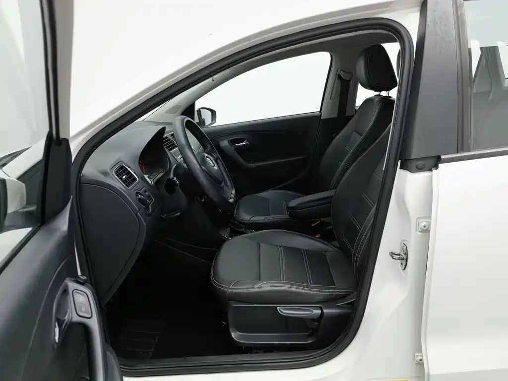 Volkswagen Polo — миниатюра 10