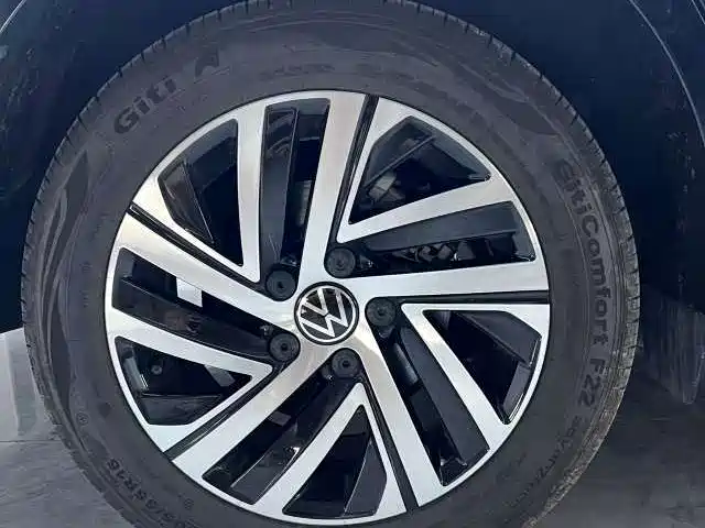 Volkswagen Lavida — миниатюра 17