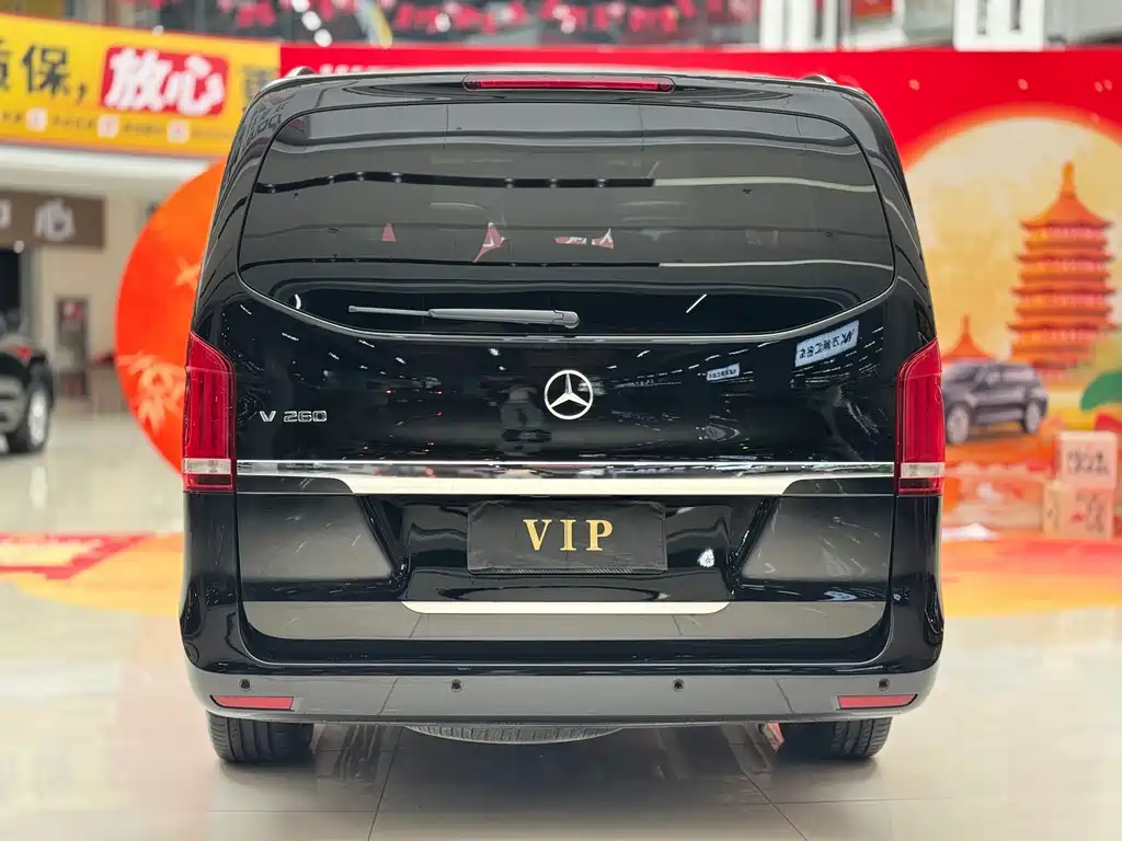 Mercedes-Benz V-Class — миниатюра 8