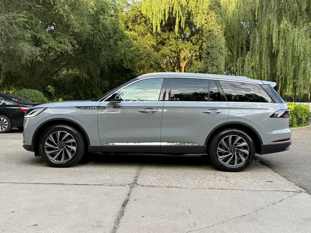 Lincoln Aviator 3.0T V6 4WD Elegant Edition 7-seat, фото 4