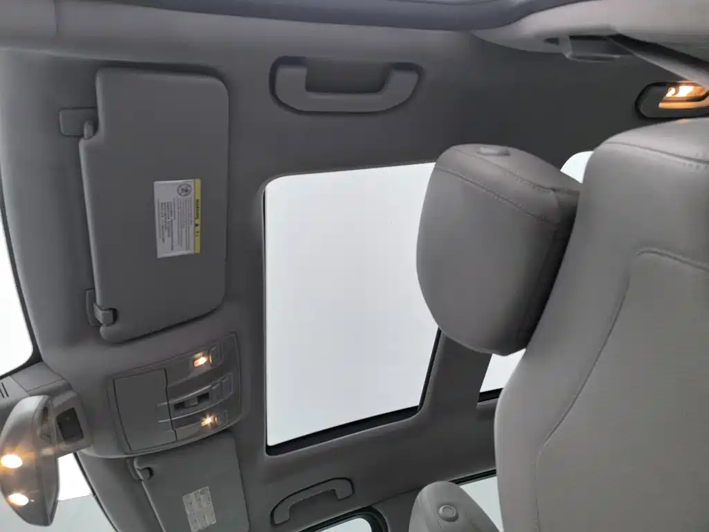 Mercedes-Benz M-Class — миниатюра 14