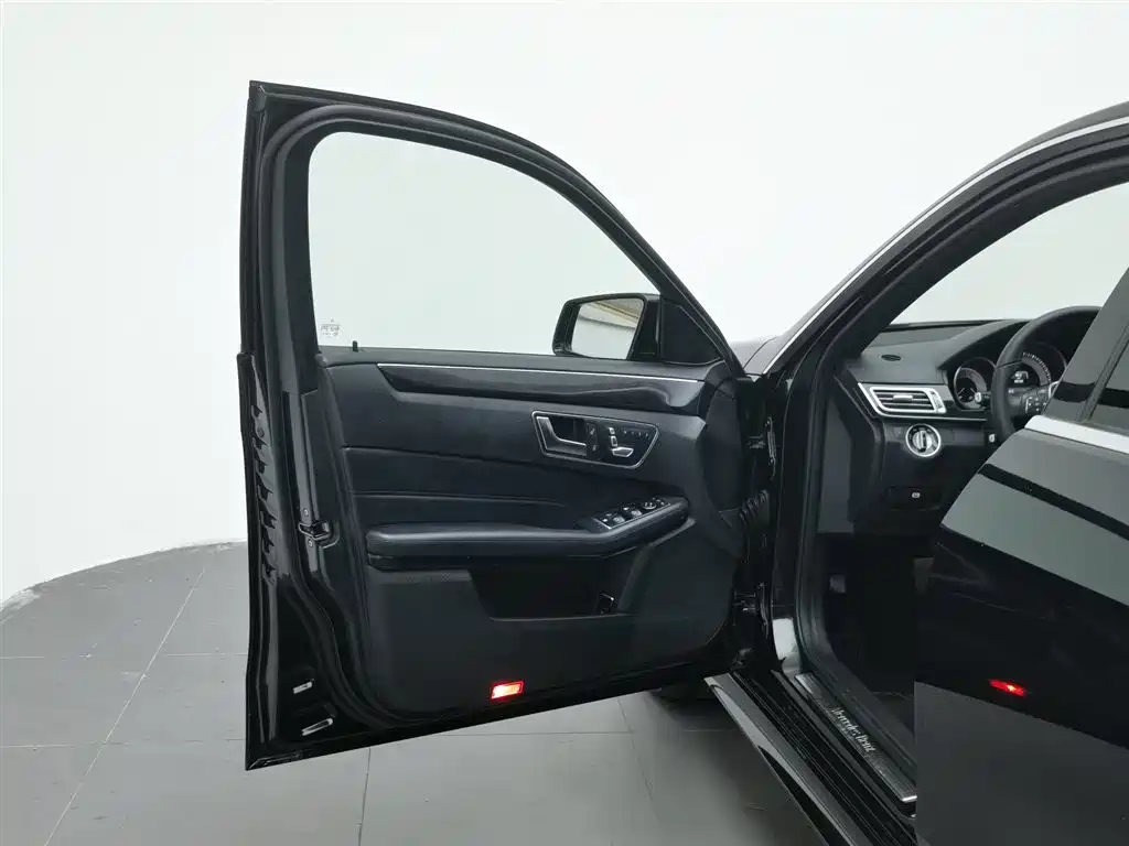 Mercedes-Benz E-Class E 2015 E 260 L Sport
