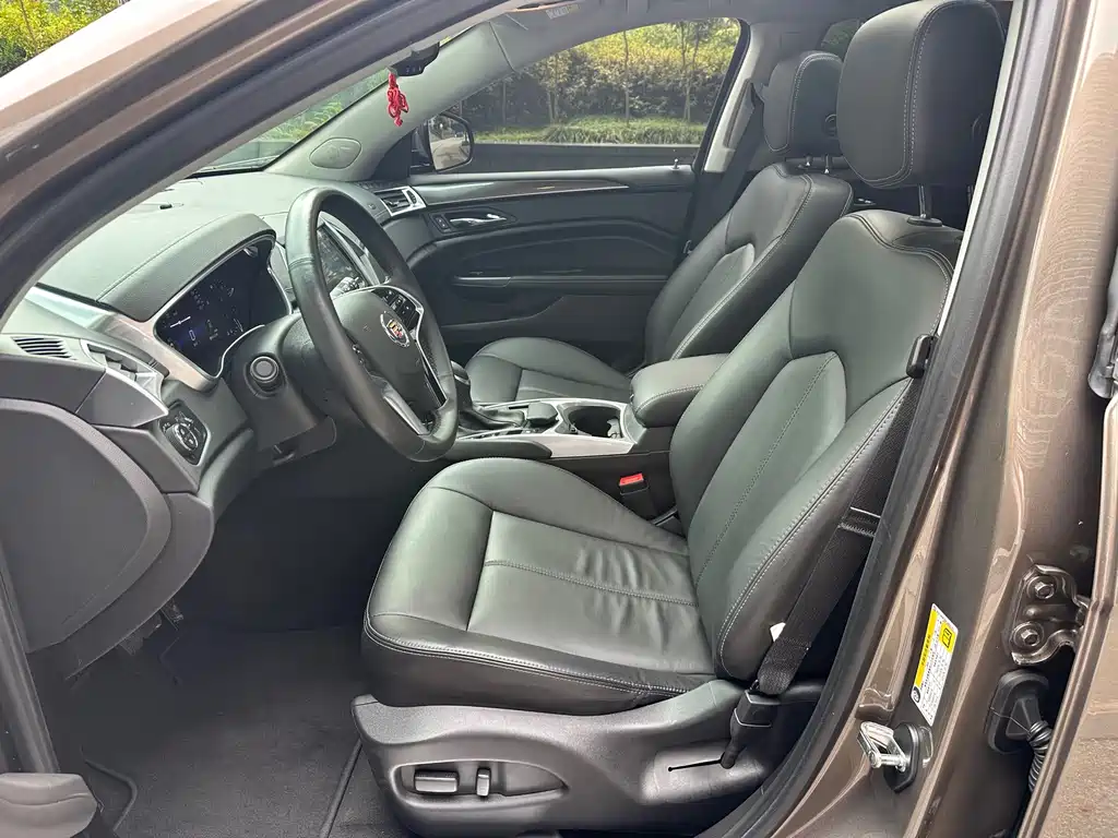 Cadillac SRX — миниатюра 22