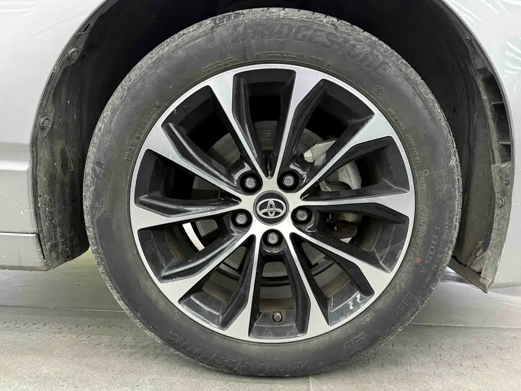 Toyota Avalon 2022 2.0L