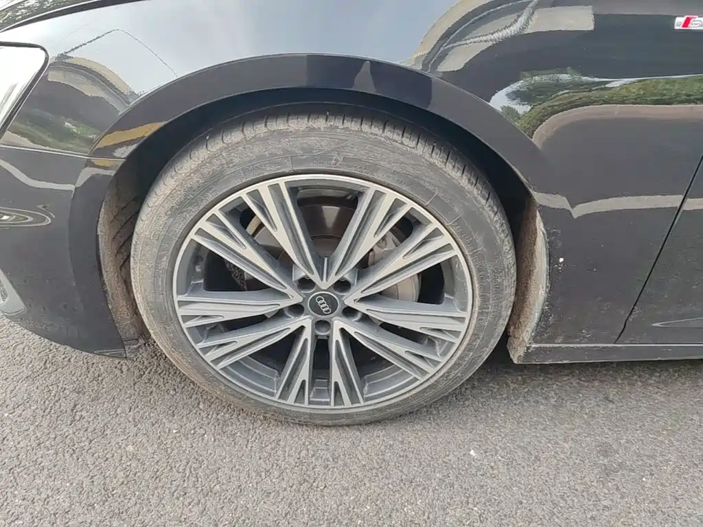 Audi A6L — миниатюра 23