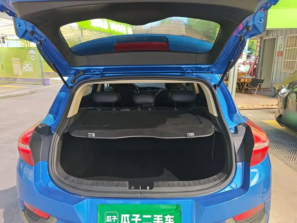 Geely Emgrand GS — миниатюра 19
