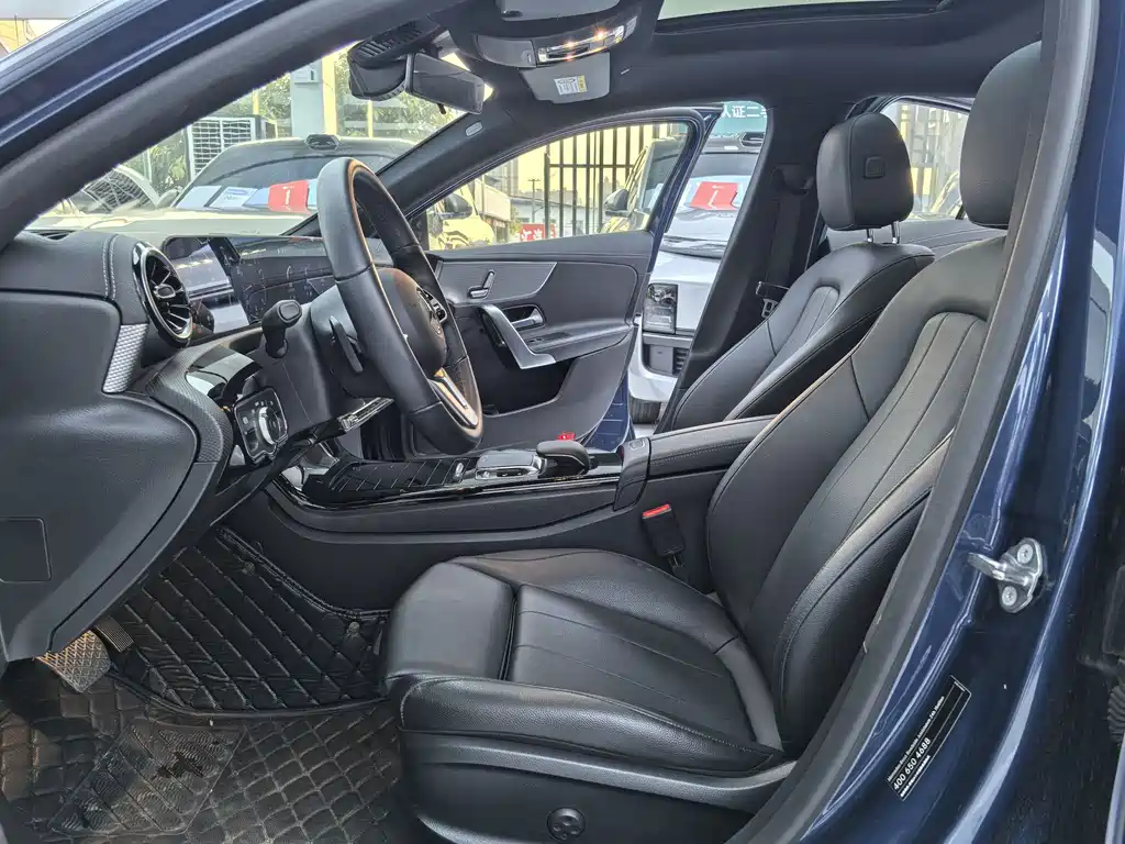 Mercedes-Benz A-Class — миниатюра 5