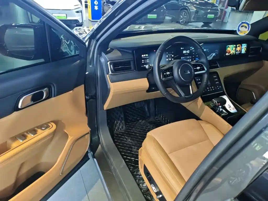 Li Auto Li ONE — миниатюра 16