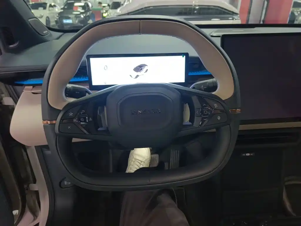 Lynk & Co Z20 — миниатюра 11