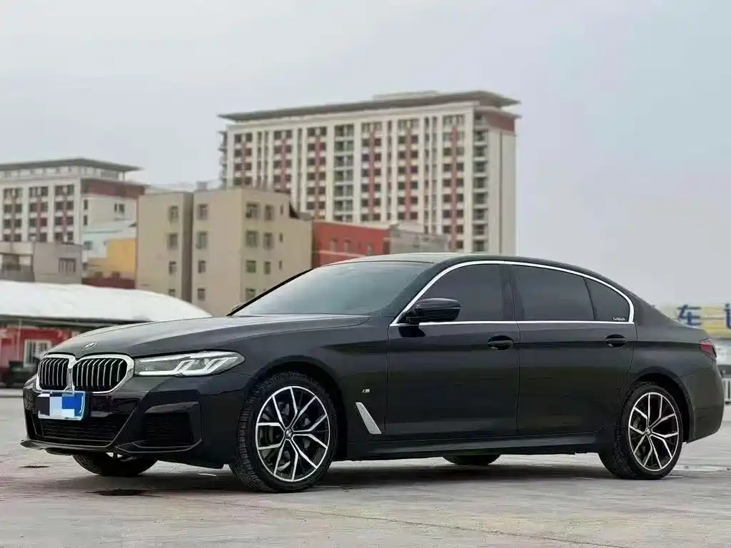 BMW 5 Series 2022