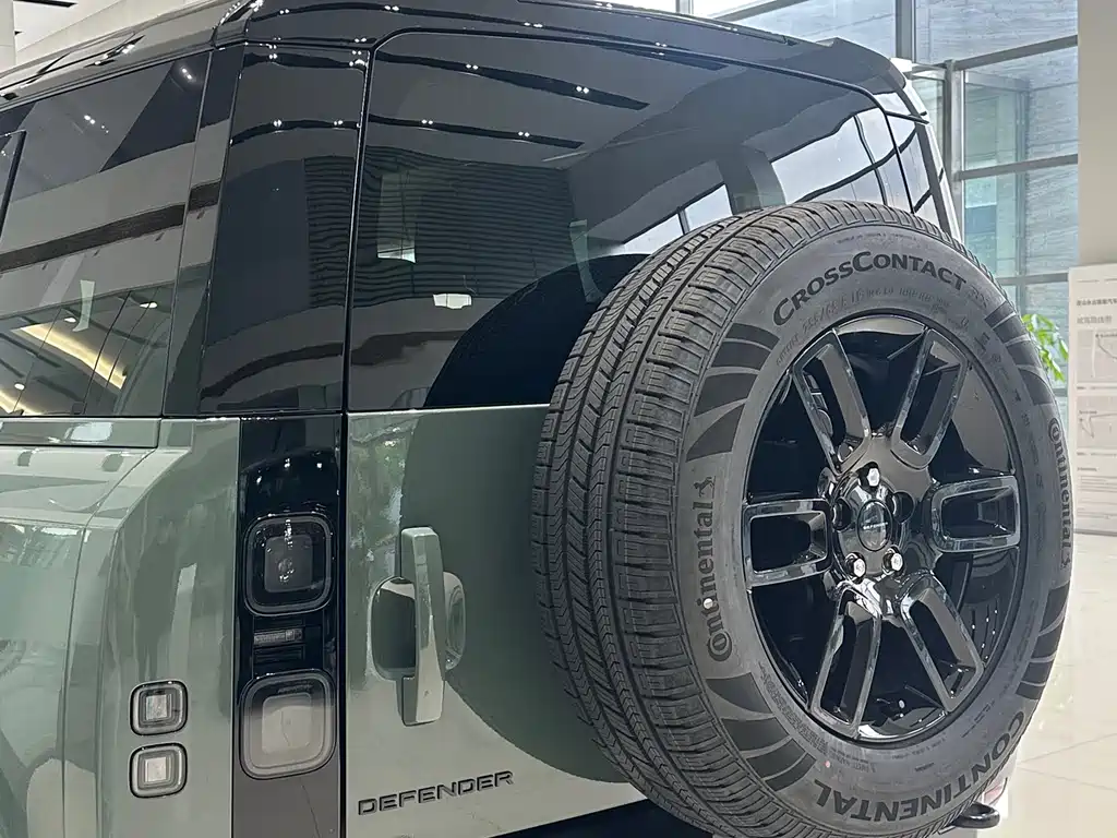 Land Rover Land Rover Defender 2026 90 2.0T S