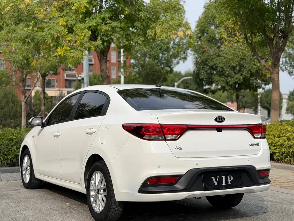 Kia K2 — миниатюра 4