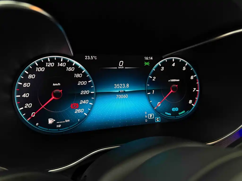 Mercedes-Benz C-Class — миниатюра 15
