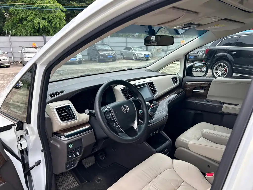 Honda Odyssey — миниатюра 10