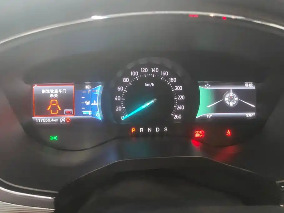Ford Taurus — миниатюра 14