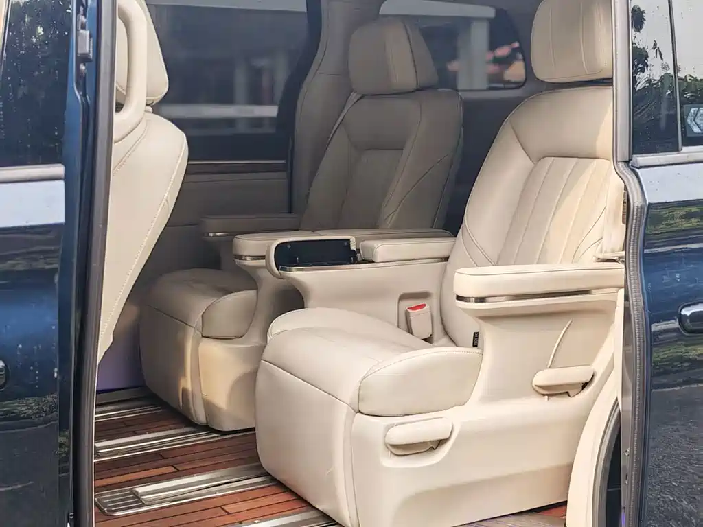 GAC Motor Trumpchi M8 — миниатюра 10