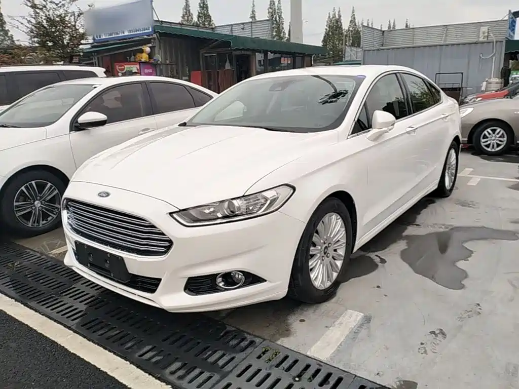 Ford Mondeo — миниатюра 2