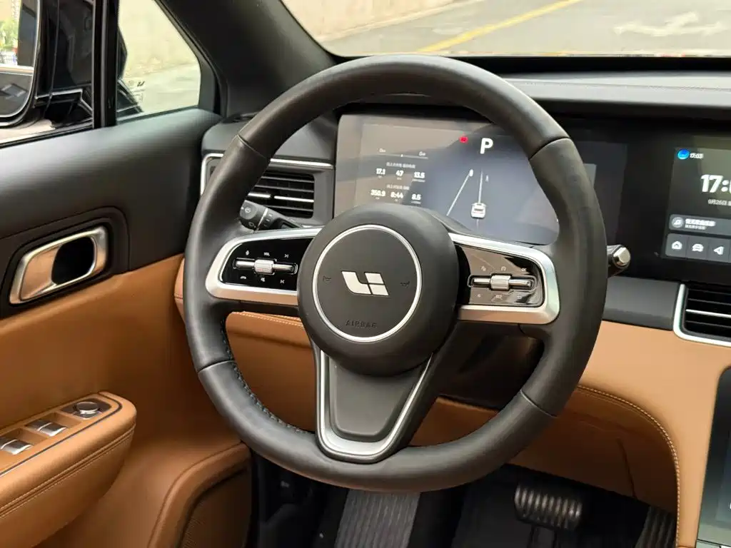 Li Auto Li ONE — миниатюра 12