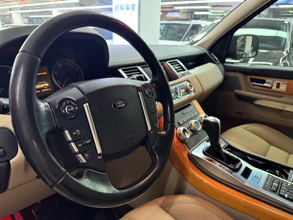 Land Rover Sport — миниатюра 5