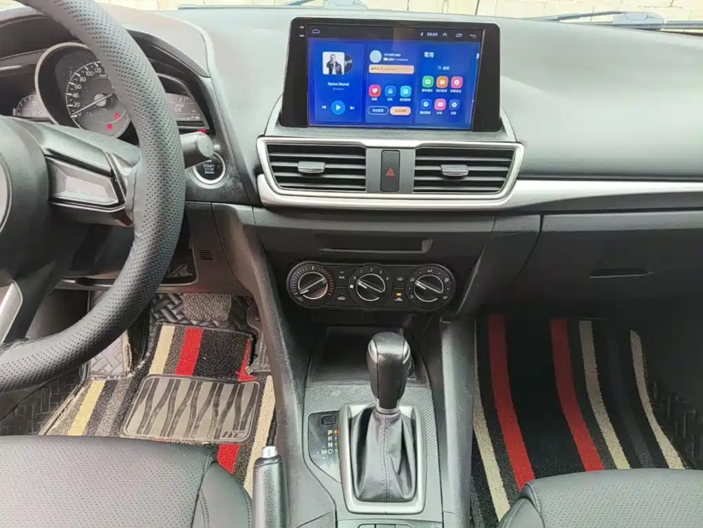 Mazda 3 Axela — миниатюра 13