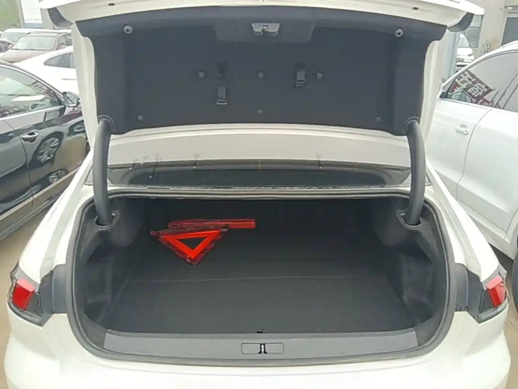 Peugeot 508 — миниатюра 15