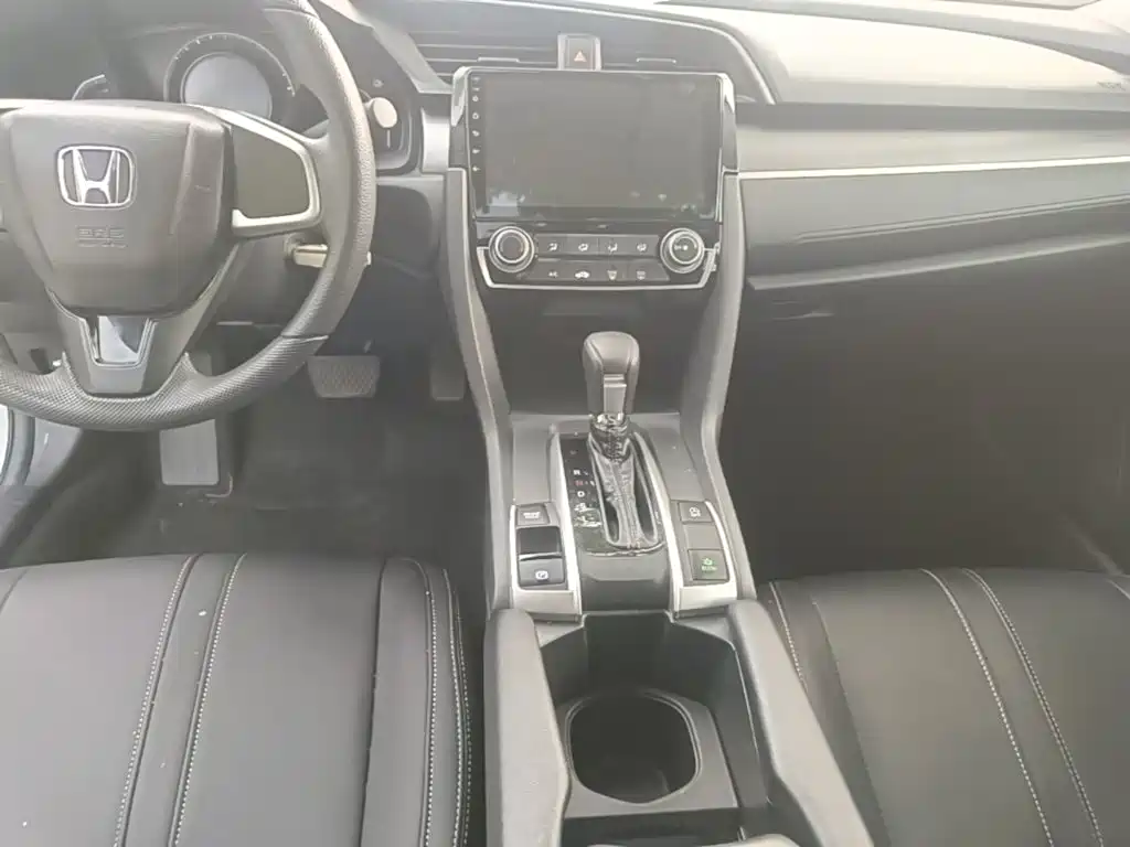 Honda Civic — миниатюра 14