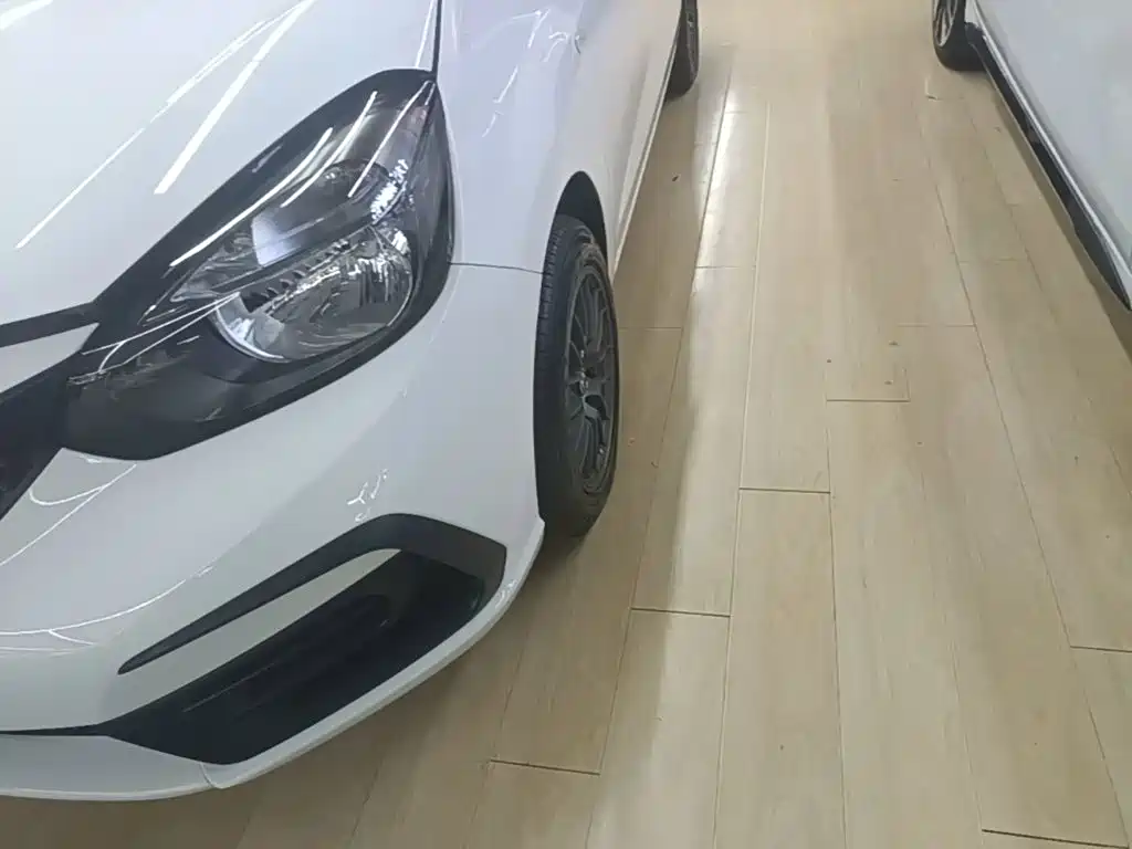 Honda Fit — миниатюра 23