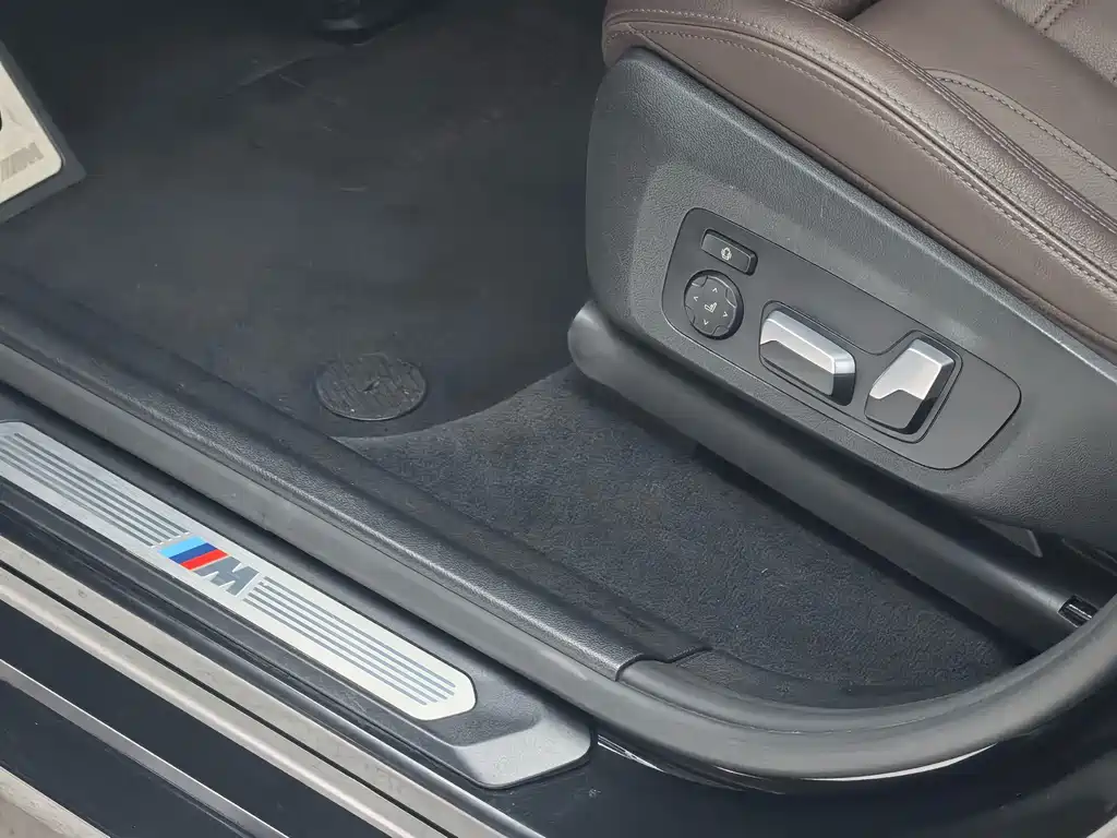 BMW X4 — миниатюра 24