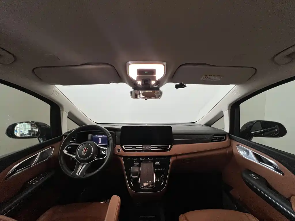 Hongqi Hongqi HQ9 PHEV — миниатюра 4