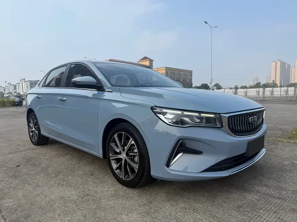 Geely Emgrand — миниатюра 3